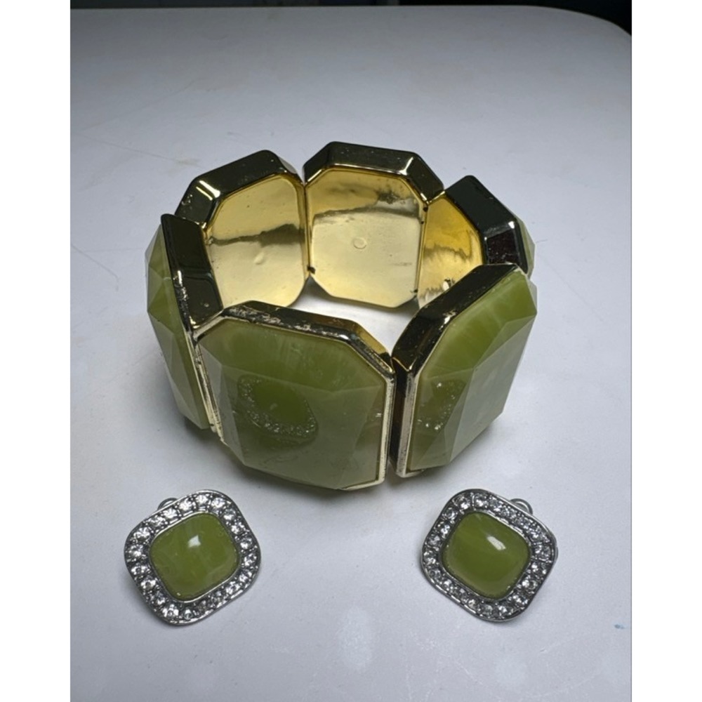 Olive Green Chunky Stretch Bracelet and Rhinestone Earrings Jewelry Set